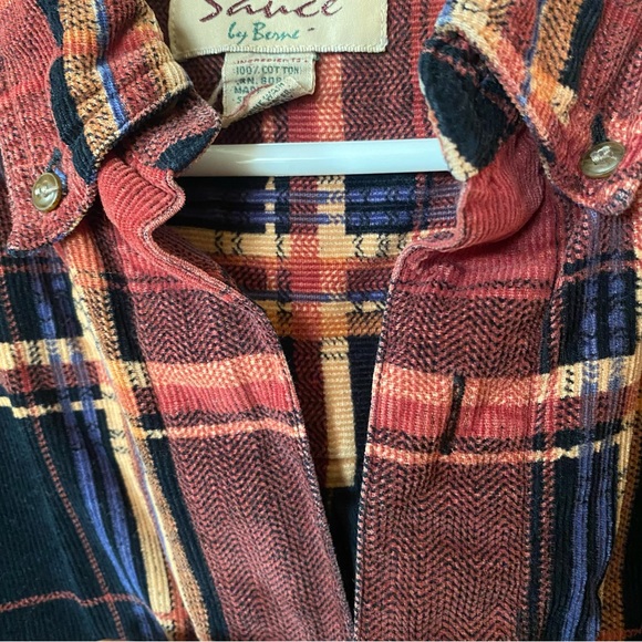Vintage Men’s Flannel - Picture 4 of 4